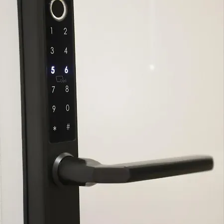 La Grand - New Bazaar * Tiran