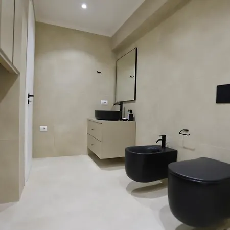 Daire La Grand - New Bazaar