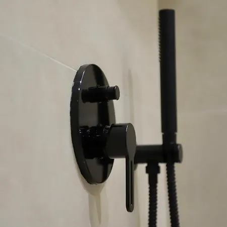 La Grand - New Bazaar * Τίρανα