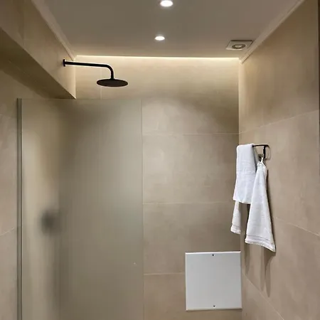 La Grand - New Bazaar Apartment Tirana