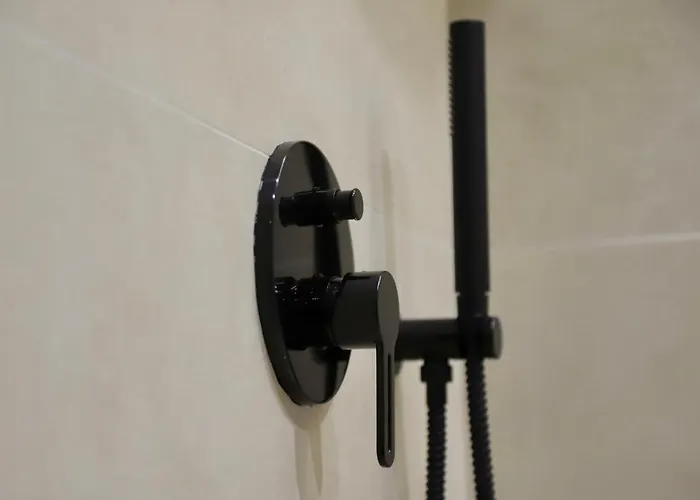 La Grand - New Bazaar * Tiran