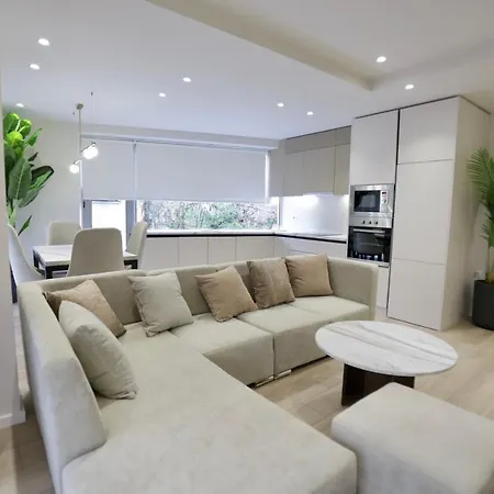 La Grand - New Bazaar Tirana