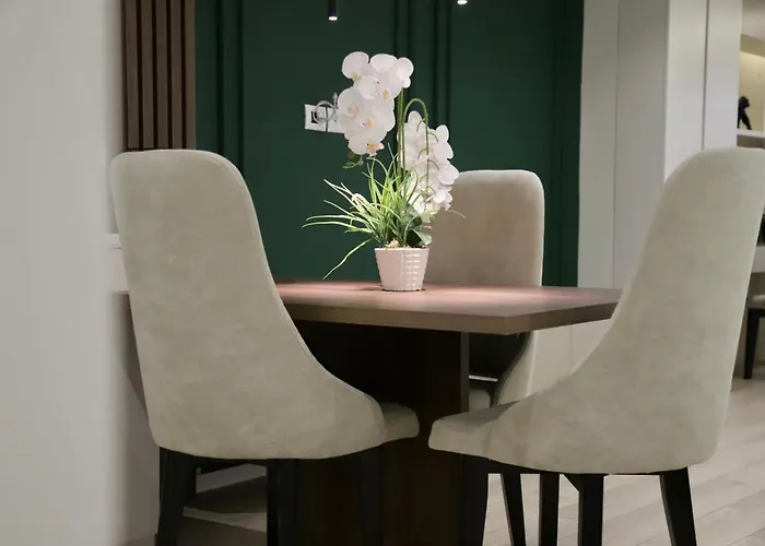 La Grand - New Bazaar Tirana