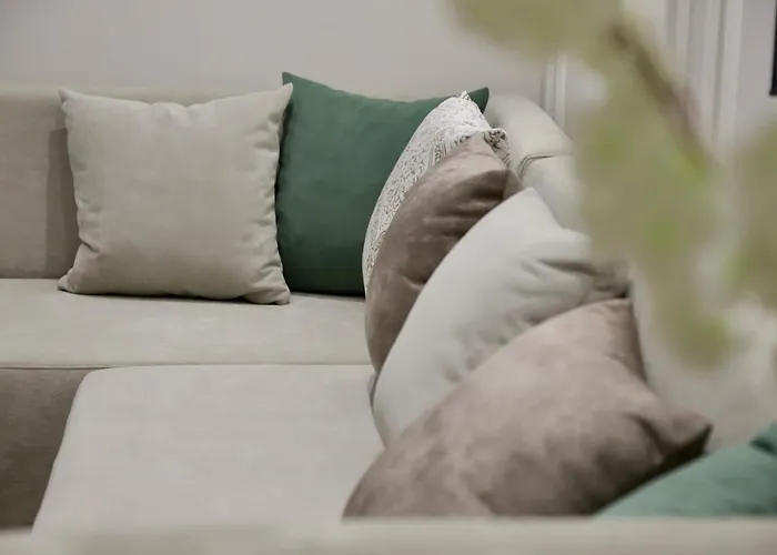 La Grand - New Bazaar